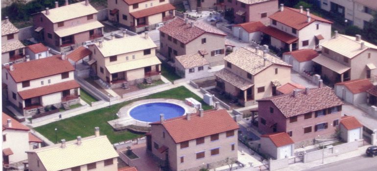 Urbanización en Boltaña