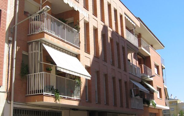 Edificio en Fraga